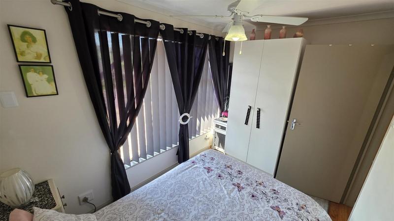 3 Bedroom Property for Sale in Fraaiuitsig Western Cape